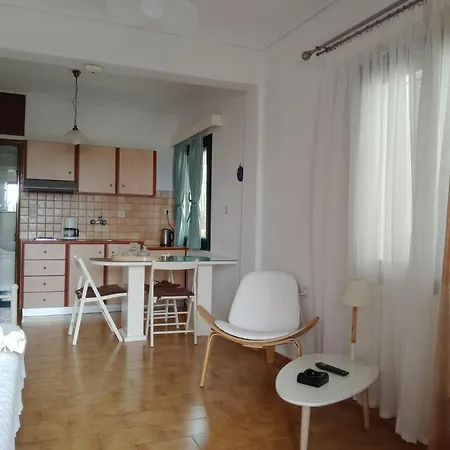 Ostria Kalives Daire Kalyves